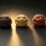 Three-legged toad tea pets
